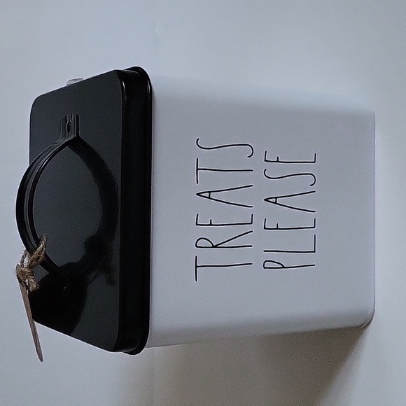 Rae Dunn TREATS PLEASE dog canister - Picture 1 of 3